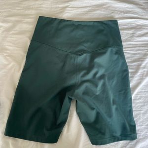 Girlfriend collective bike shorts